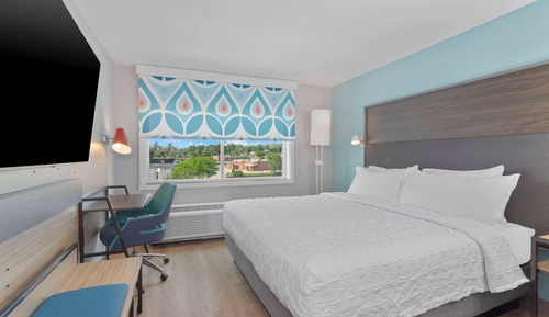 Zimmer, 1 King-Bett, barrierefrei (Hearing)
