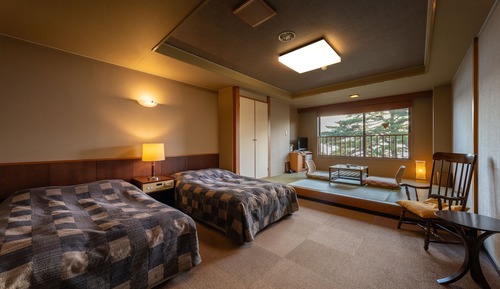 Basic-Doppel- oder -Zweibettzimmer, Nichtraucher, Seeblick (Japanese/Western style Twin room)