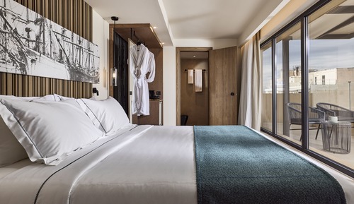 Deluxe-Suite, Terrasse, eingeschränkter Meerblick
