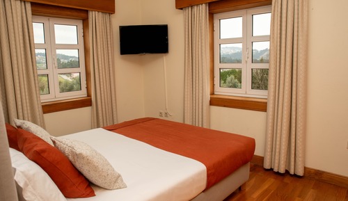 Standard-Doppel- oder -Zweibettzimmer