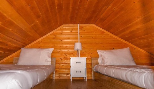 Familien-Vierbettzimmer