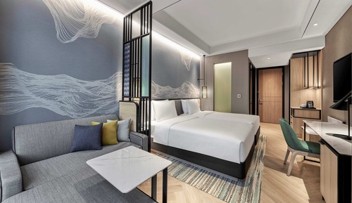 Zimmer, Mehrere Betten, Stadtblick