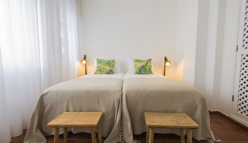 Standard-Doppel- oder -Zweibettzimmer