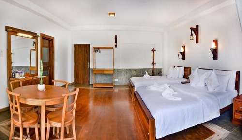 Premier-Dreibettzimmer