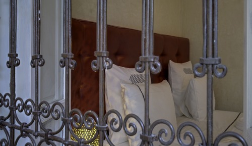 Doppel- oder Zweibettzimmer