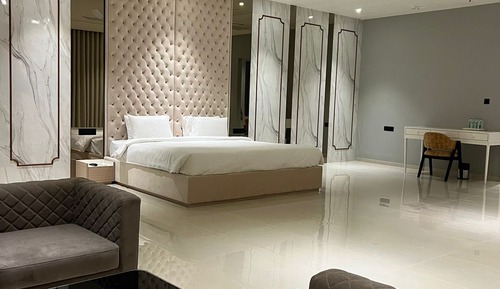 Luxury-Suite
