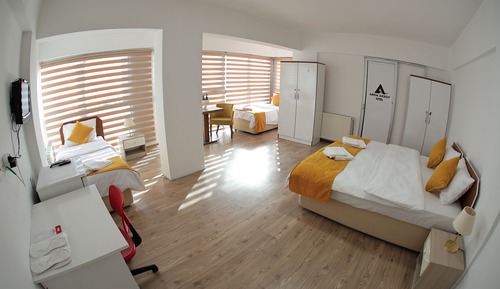 Deluxe-Vierbettzimmer