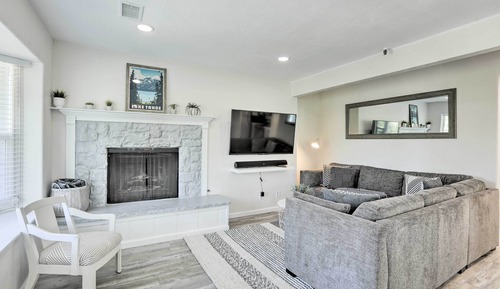 Apartment (2 Bedrooms)