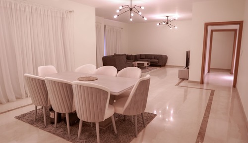 Luxury-Apartment