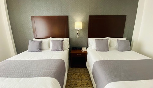 Zimmer, 2 Queen-Betten, Nichtraucher