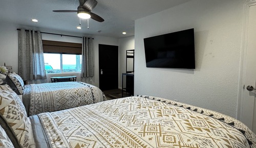 Zimmer, 2 Queen-Betten