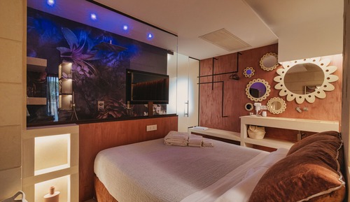 Luxury-Studio