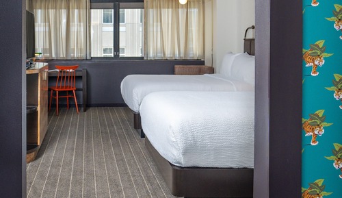 Zimmer, 2 Queen-Betten