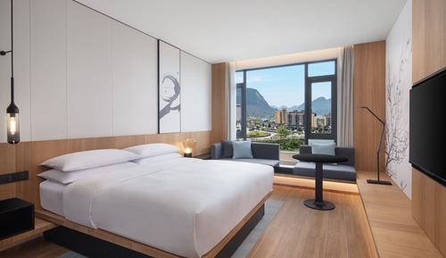 Suite, 1 King-Bett, Bergblick