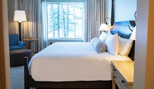 Standardzimmer, 1 King-Bett, barrierefrei, Blick auf den Golfplatz