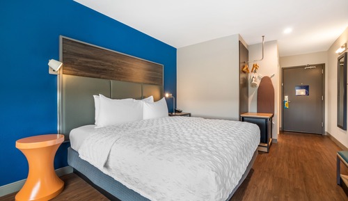 Zimmer, 1 King-Bett, barrierefrei (Hearing)