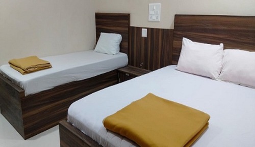Dreibettzimmer