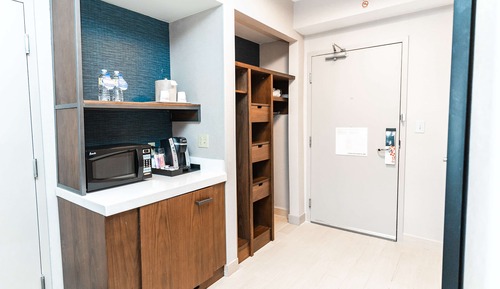 Zimmer, 2 Queen-Betten, barrierefrei (Mobility/Hearing, Roll In Shower)