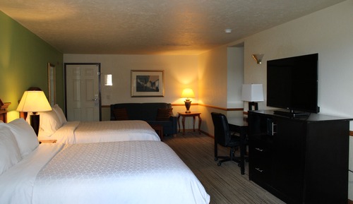 Standardzimmer, 2 Queen-Betten, Nichtraucher, Terrasse (1st Floor;with Sofabed)