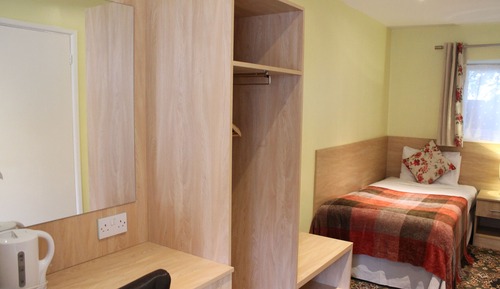 Comfort-Doppel- oder -Zweibettzimmer