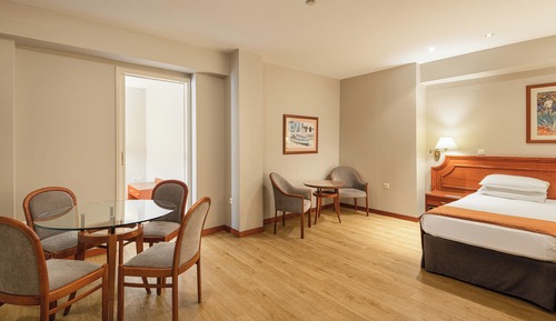 Suite, 2 Schlafzimmer (2 Single Beds)