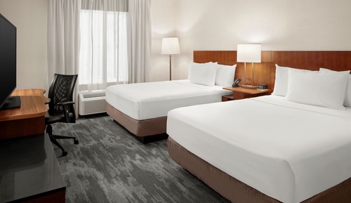 Zimmer, 2 Queen-Betten, Nichtraucher (Mobility/Hearing Accessible, Tub)