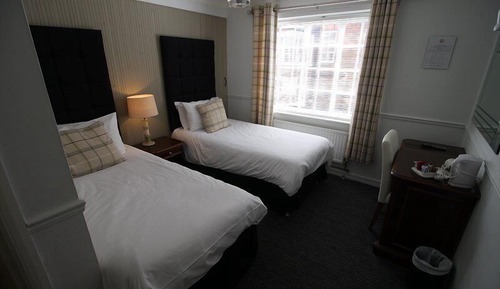 Zweibettzimmer, mit Bad