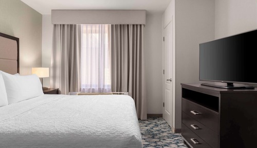Suite, 1 King-Bett, barrierefrei (Hearing)