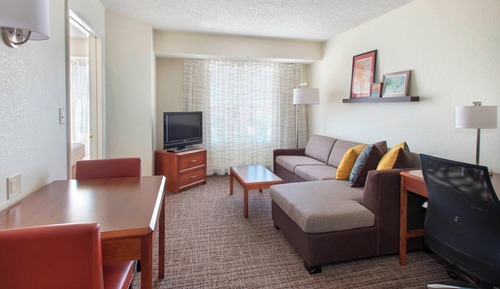 Suite, 1 Schlafzimmer (Mobility/Hearing Accessible, Tub)