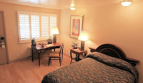 Standardzimmer, 1 Queen-Bett, Nichtraucher