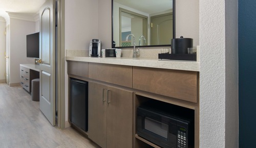 Suite, 2 Queen-Betten, barrierefrei (2 Room Suite, Hearing)