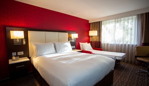 Familienzimmer, 1 Queen-Bett (Connecting Rooms)