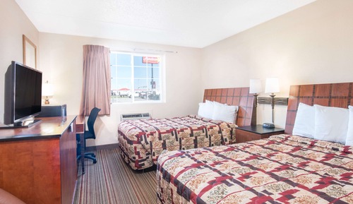 Zimmer, 2 Doppelbetten