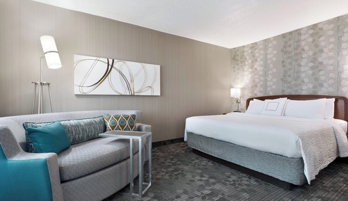 Zimmer, 1 King-Bett und Schlafsofa, Nichtraucher