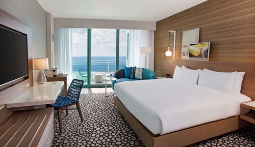 Zimmer, 1 King-Bett, barrierefrei, Badewanne (Mobility & Hearing)