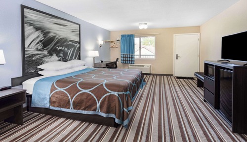 Zimmer, 1 King-Bett, Nichtraucher (Exterior Entrance)