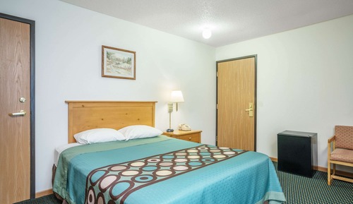 Zimmer, 1 Queen-Bett, barrierefrei, Nichtraucher (Tub with Grab Bars)