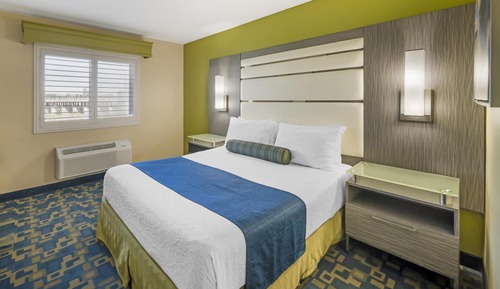 Standardzimmer, 1 Queen-Bett, Nichtraucher, Kühlschrank und Mikrowelle