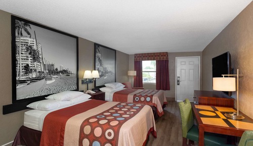 Doppelzimmer, 2 Doppelbetten, Raucher