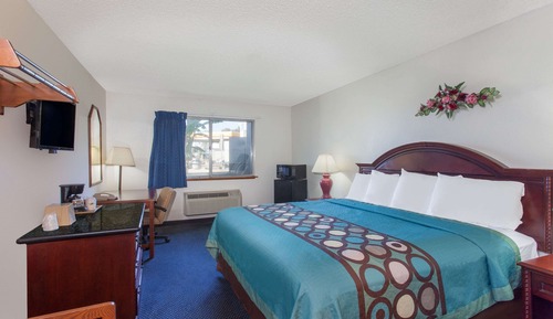 Zimmer, 1 King-Bett, Kühlschrank