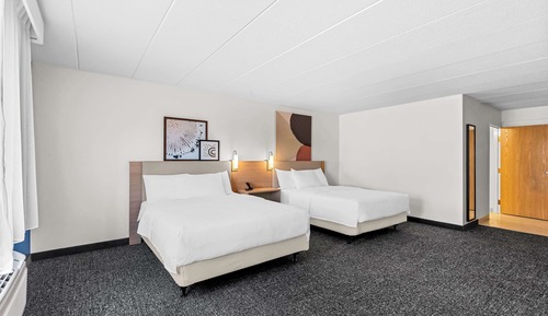 Zimmer, 2 Queen-Betten, barrierefrei (Roll-In Shower)