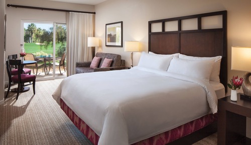 Zimmer, 1 King-Bett und Schlafsofa