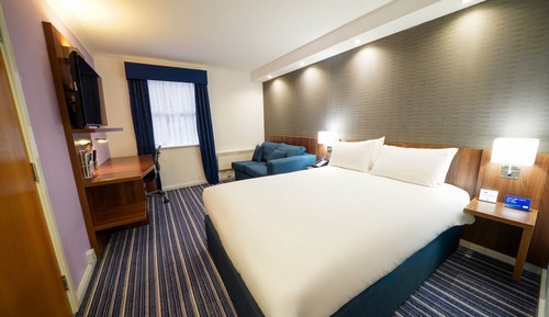 Standardzimmer, 1 Doppelbett und Schlafsofa (Free Hot Breakfast)