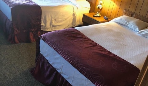 Basic-Doppelzimmer, 2 Doppelbetten