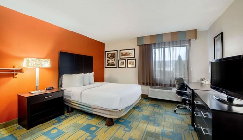 Zimmer, 1 King-Bett, barrierefrei, Nichtraucher (Mob/Hearing, Bathtub w/Grab Bars)