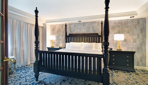 Presidential-Suite, 1 King-Bett