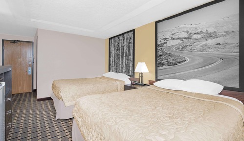 Zimmer, 2 Queen-Betten, Nichtraucher