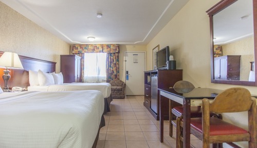 Zimmer, 2 Doppelbetten