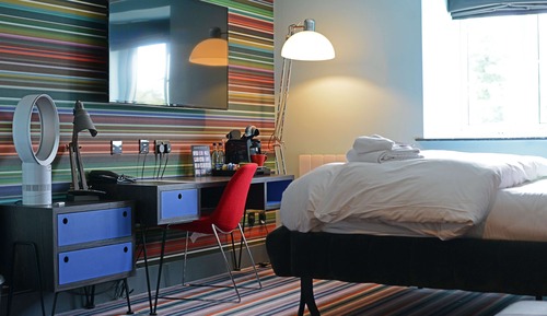 Club-Zimmer (FREE Gym & Pool Access)