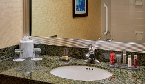 Zimmer, 2 Doppelbetten